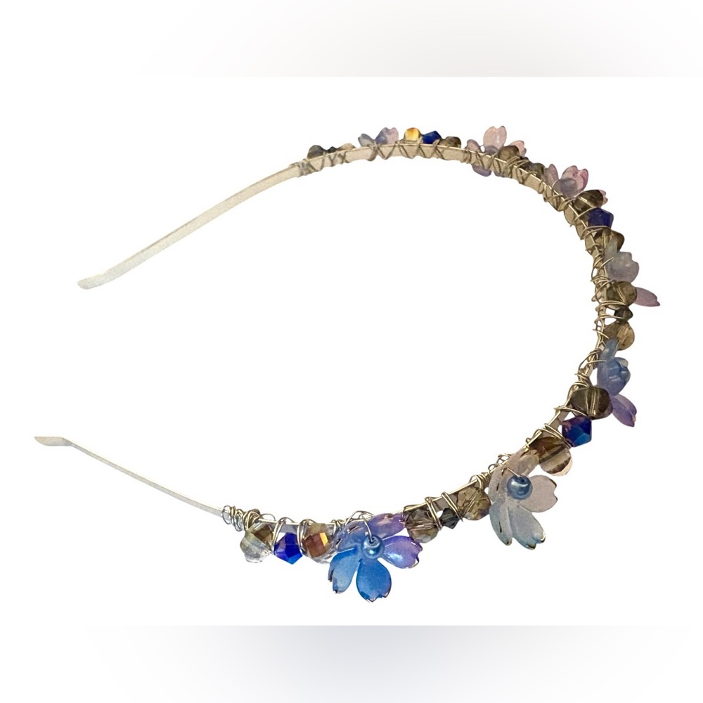 Fairy Headband with Austrian Crystals, Lucite Flowers and Glass Pearls - Picture 3 of 7